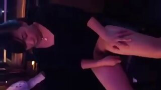 Tantalizing brunette cô gái ngón video sex gai thu dam tay cô ấy ướt màu hồng âm đạo trong ướt át độc tấu sự thủ dâm vid